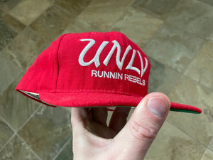 Vintage UNLV Runnin’ Rebels Sports Specialties Script Snapback College Hat