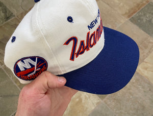 Vintage New York Islanders Sports Specialties Script Snapback Hockey Hat