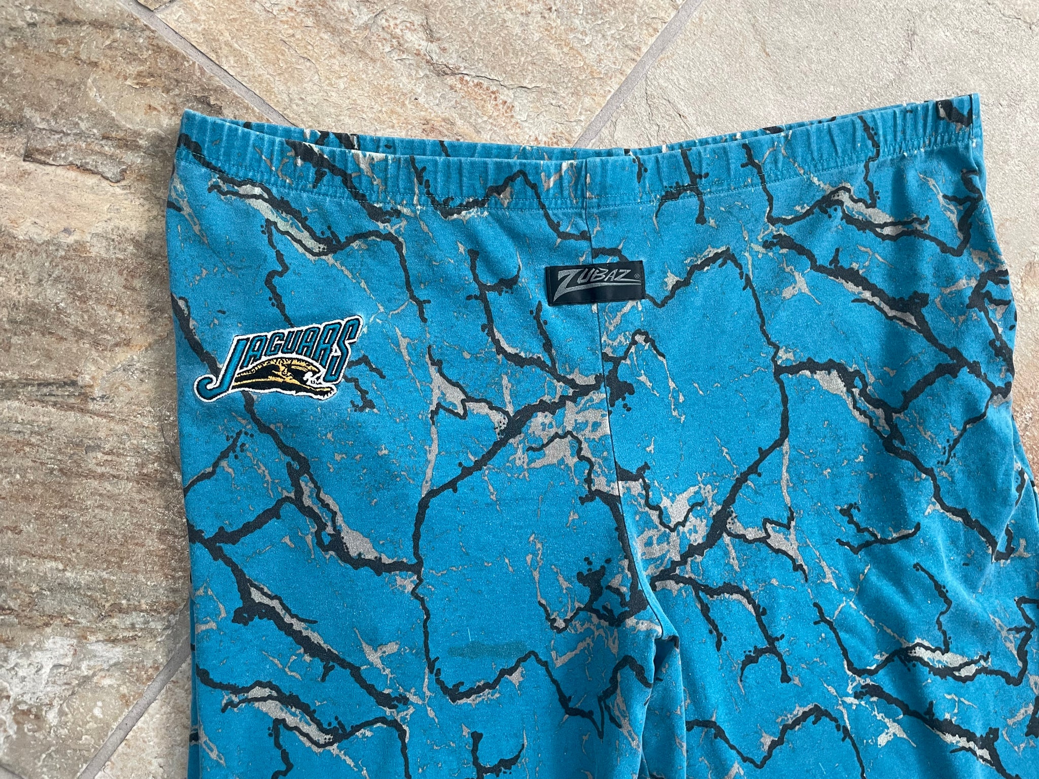 NFL Jacksonville Jaguars Big Logo Retro Shorts L