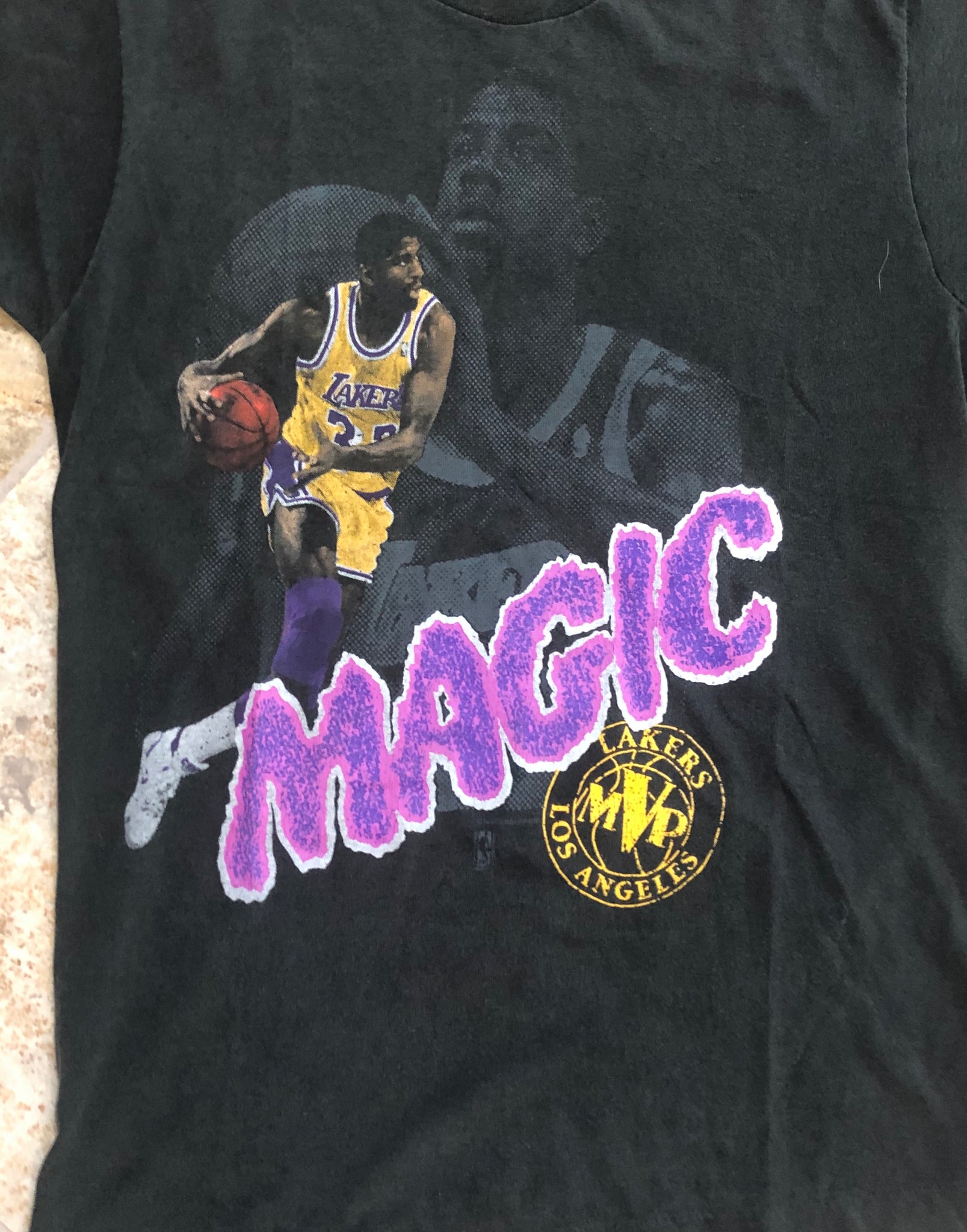 Vintage Los Angeles Lakers Magic Johnson Salem Sportswear Basketball T –  Stuck In The 90s Sports