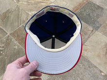 Load image into Gallery viewer, Vintage Chicago Cubs New Era Fitted Pro Baseball Hat, Size 7 1/8
