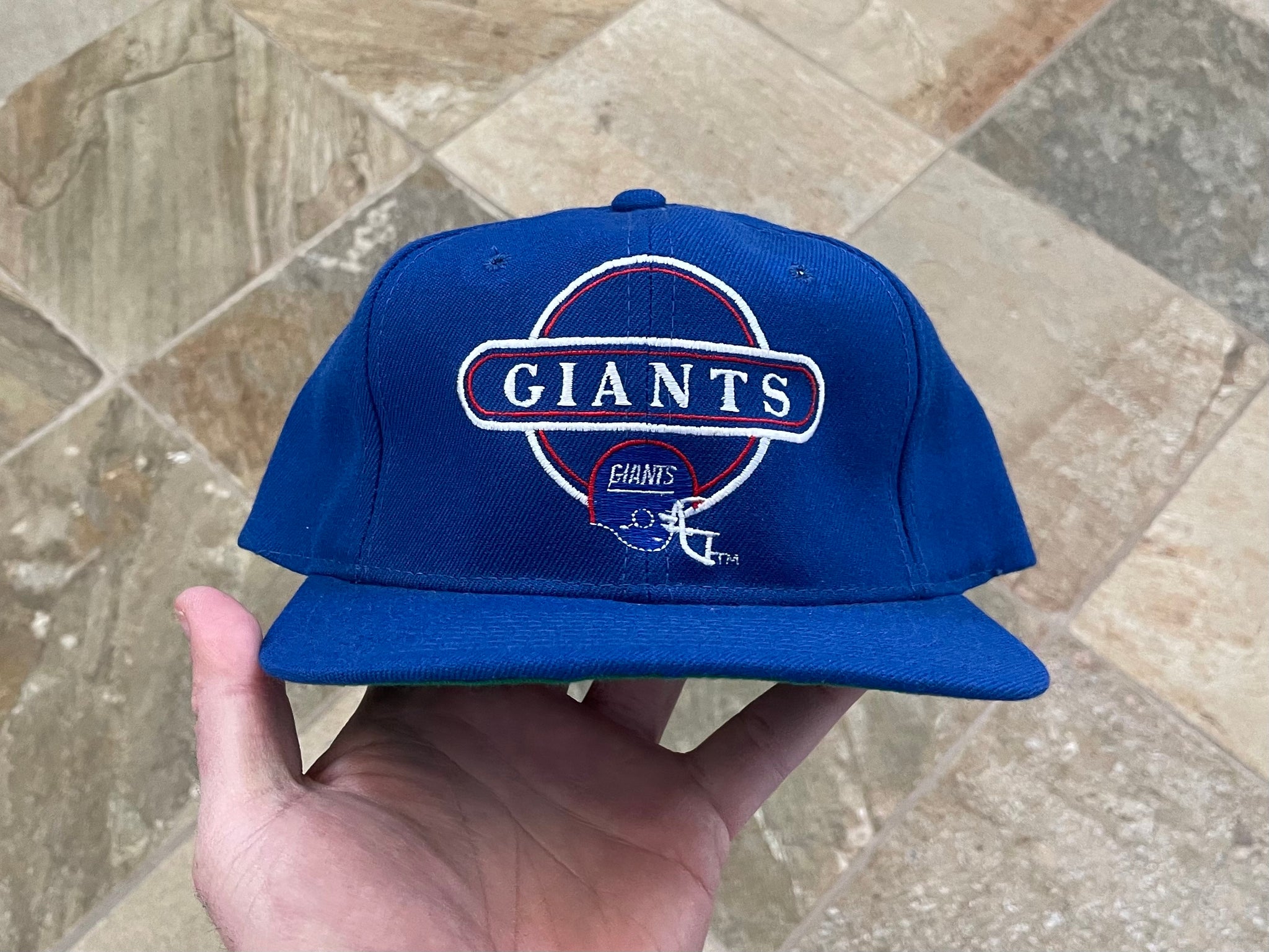 Vintage New York Giants Sports Specialties Circle Logo Snapback Footba –  Stuck In The 90s Sports