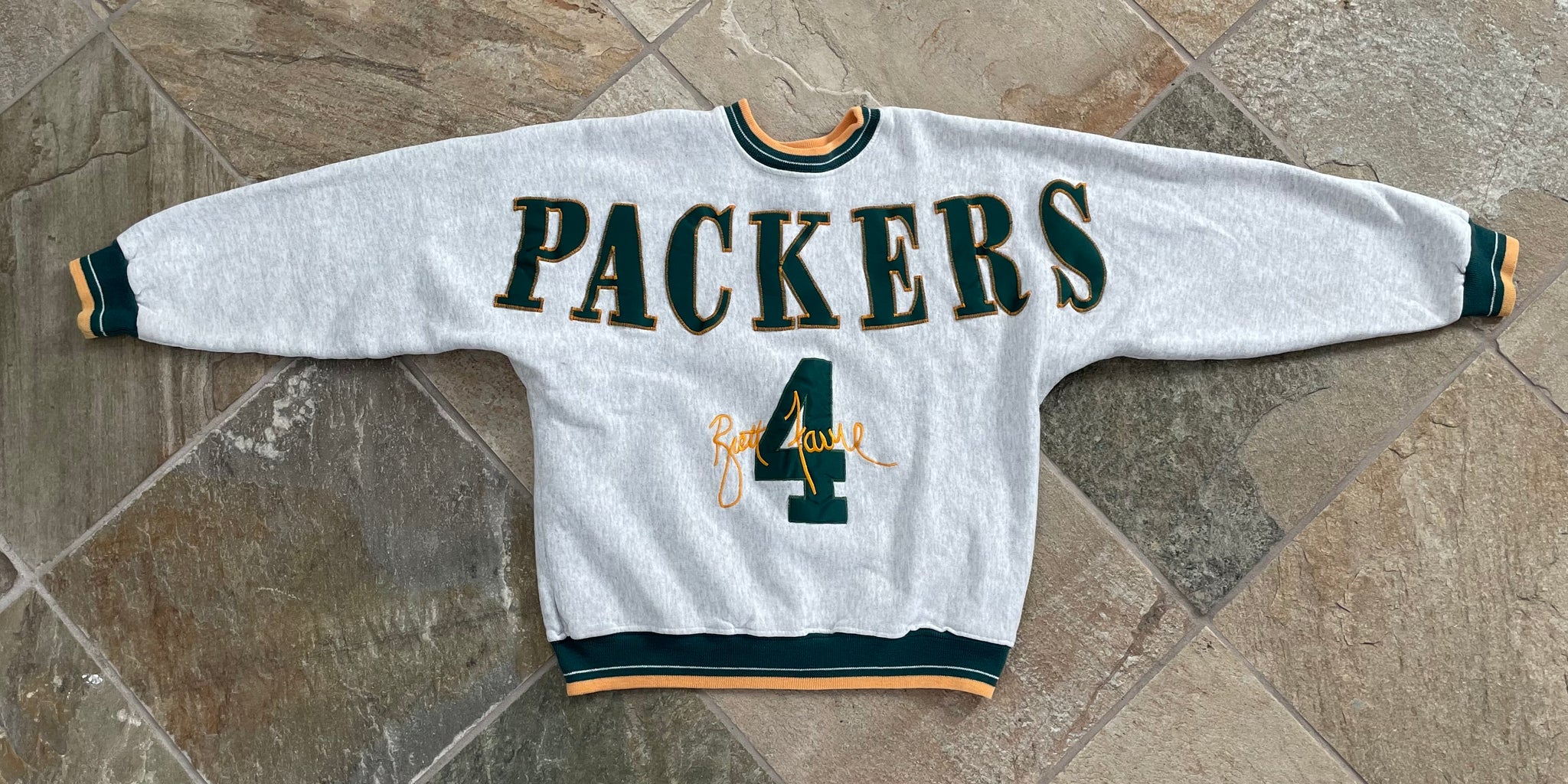 Vintage 90s Grey Green Bay Packers NFL Spell-Out Sweatshirt - Large