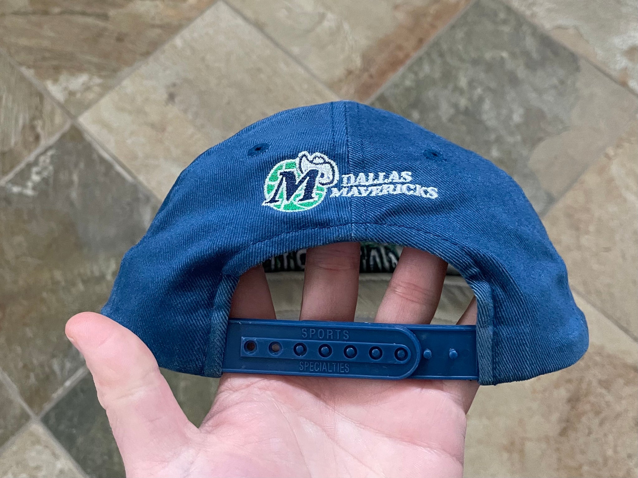 DALLAS MAVERICKS Fitted Vintage Hat Cap Fitted Size S/m 