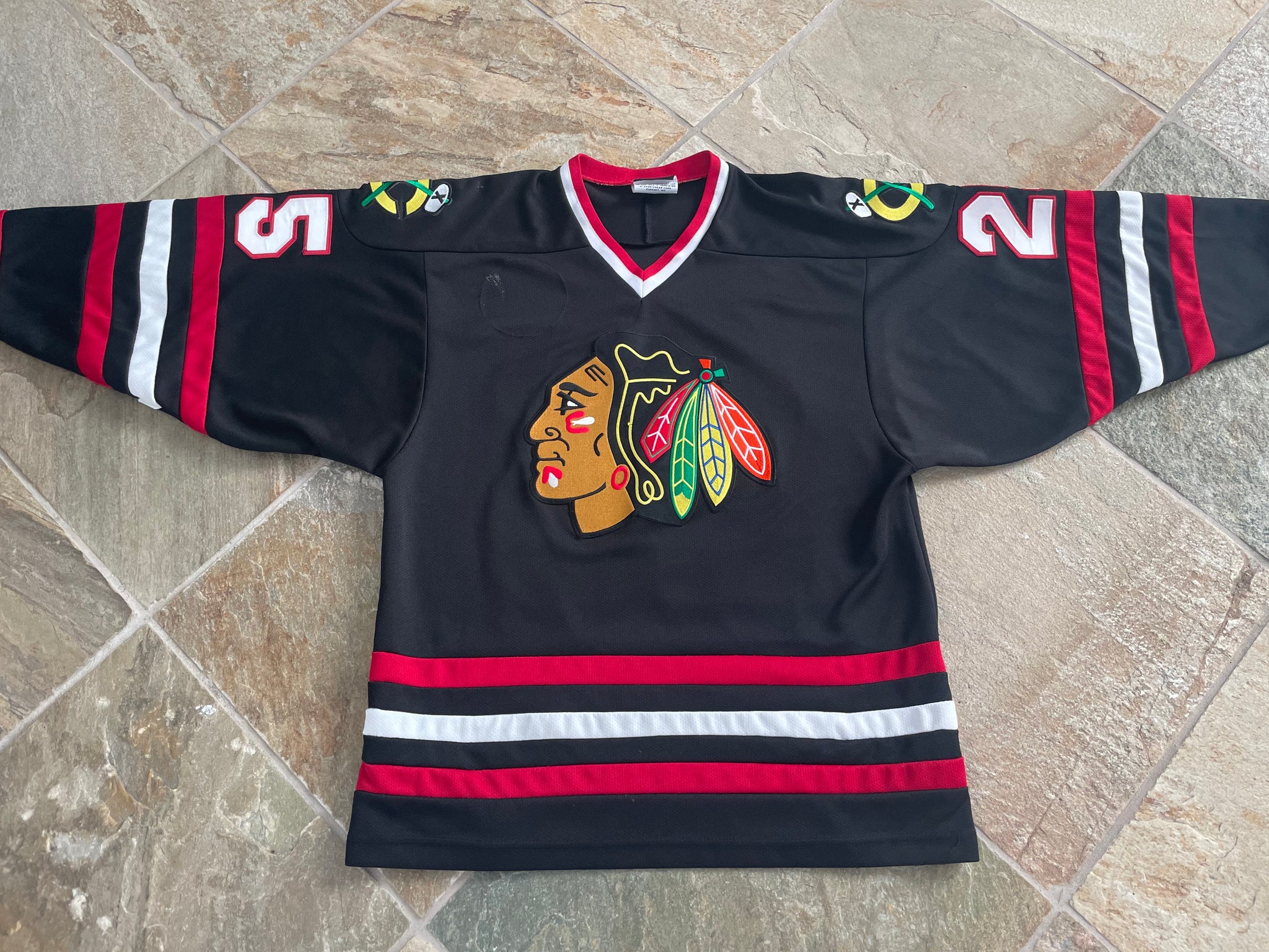 Vintage Blackhawks Youth Jersey Embroidered Winning Goal Hockey Size Medium