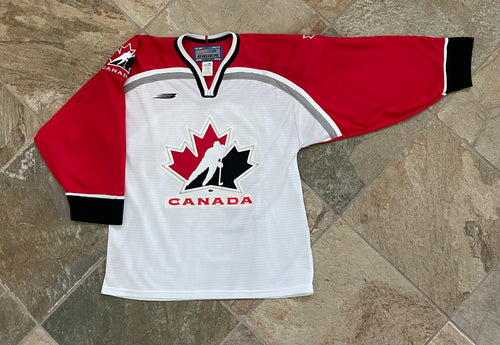 Vintage Team Canada Nagano Olympics Bauer Hockey Jersey, Size Medium