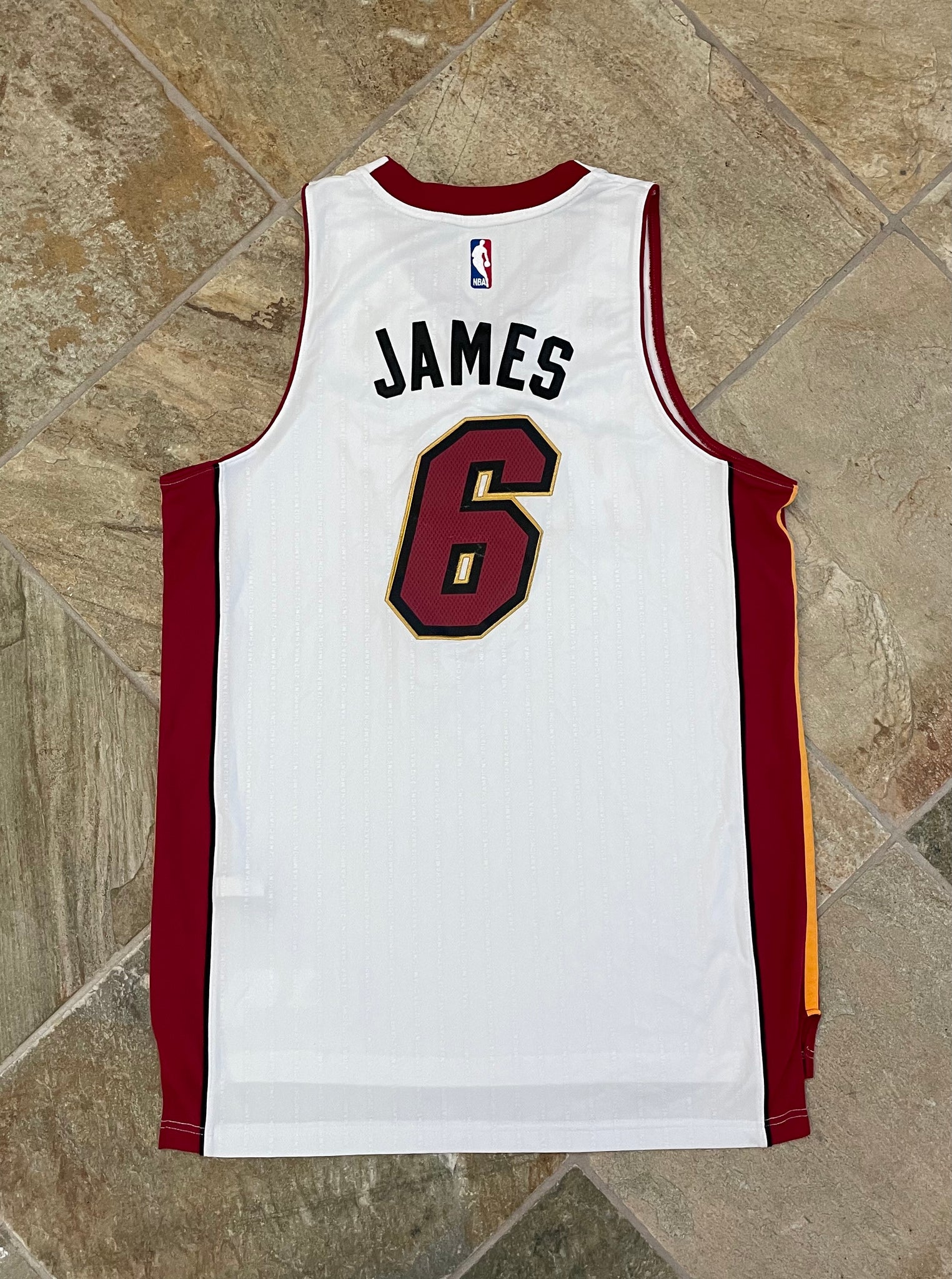 Adidas NBA Miami Heat LeBron James 2012 Champions Basketball