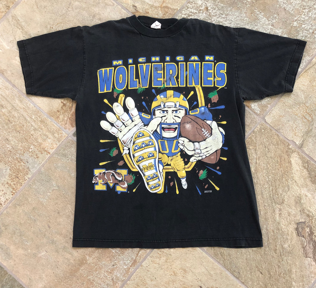 Vintage Michigan Wolverines College Football Tshirt, Size Medium
