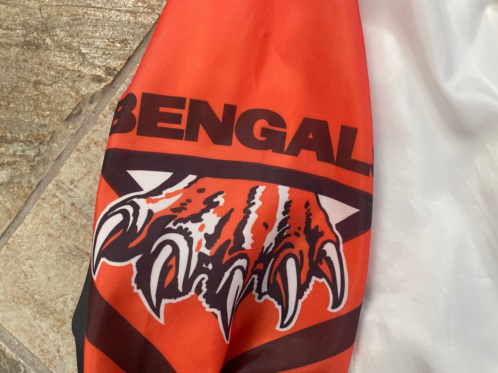 VTG Chalk Line Cincinnati Bengals Satin Jacket Black/orange 