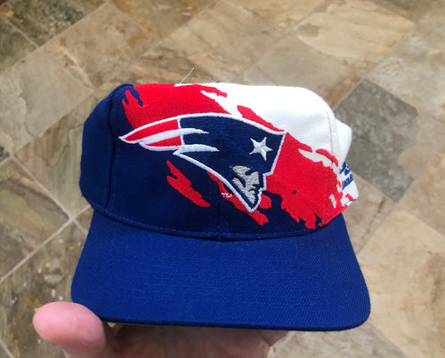Vintage New England Patriots Logo Athletic Splash Snapback Football Hat