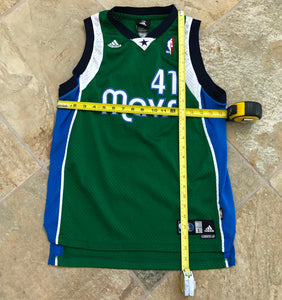 Dallas Mavericks Dirk Nowitzki Adidas Youth Basketball Jersey, Size Large 14-16