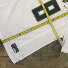 Load image into Gallery viewer, Oregon Ducks Marcus Mariota Nike College Football Jersey, Size Large