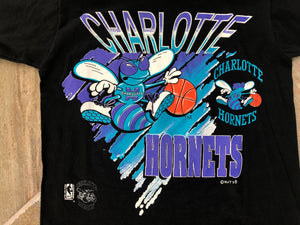 Vintage Charlotte Hornets Magic Johnson Basketball Tshirt, Size Large