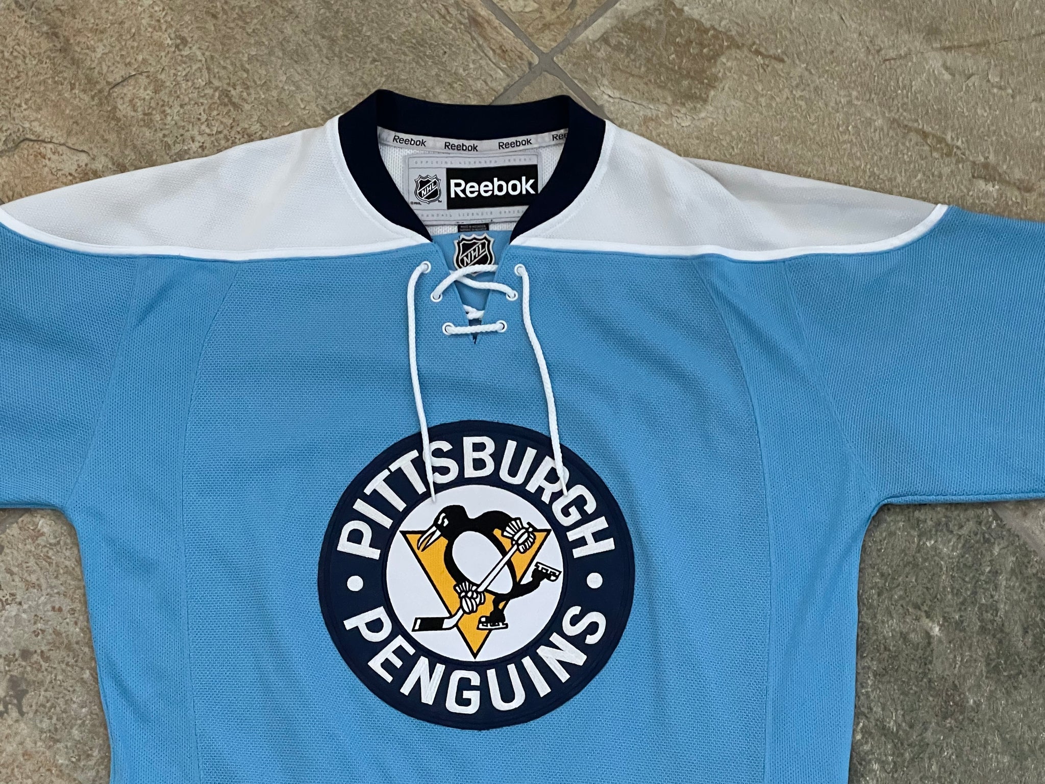 Pittsburgh Penguins Reebok NHL Hockey Stitched Jersey Size Medium