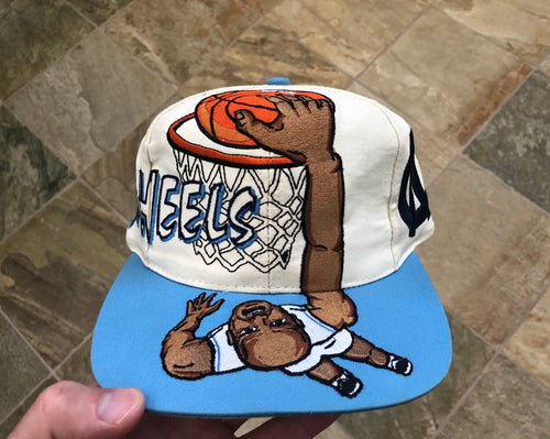 Vintage North Carolina Tarheels Top of the World Big Logo Snapback College Basketball Hat