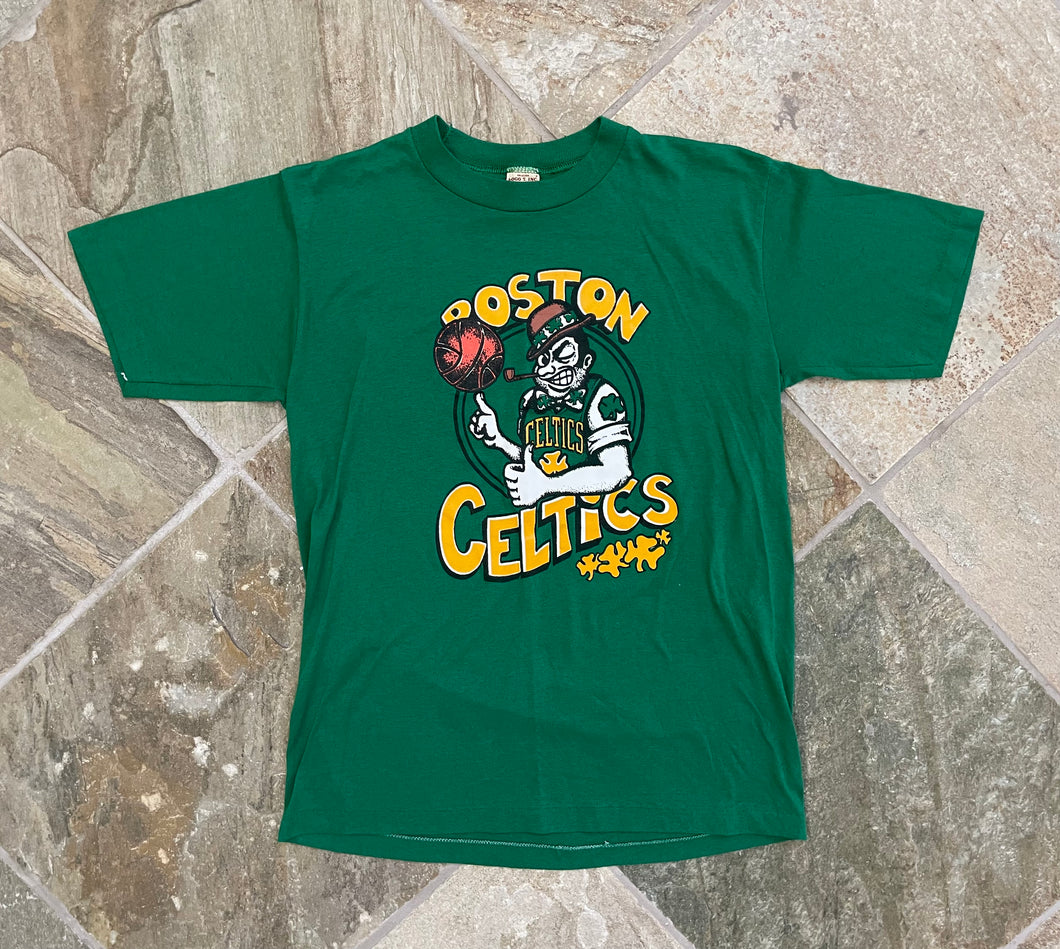 Vintage Boston Celtics Logo 7 Basketball Tshirt, Size Medium