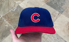 Load image into Gallery viewer, Vintage Chicago Cubs New Era Fitted Pro Baseball Hat, Size 7 1/8