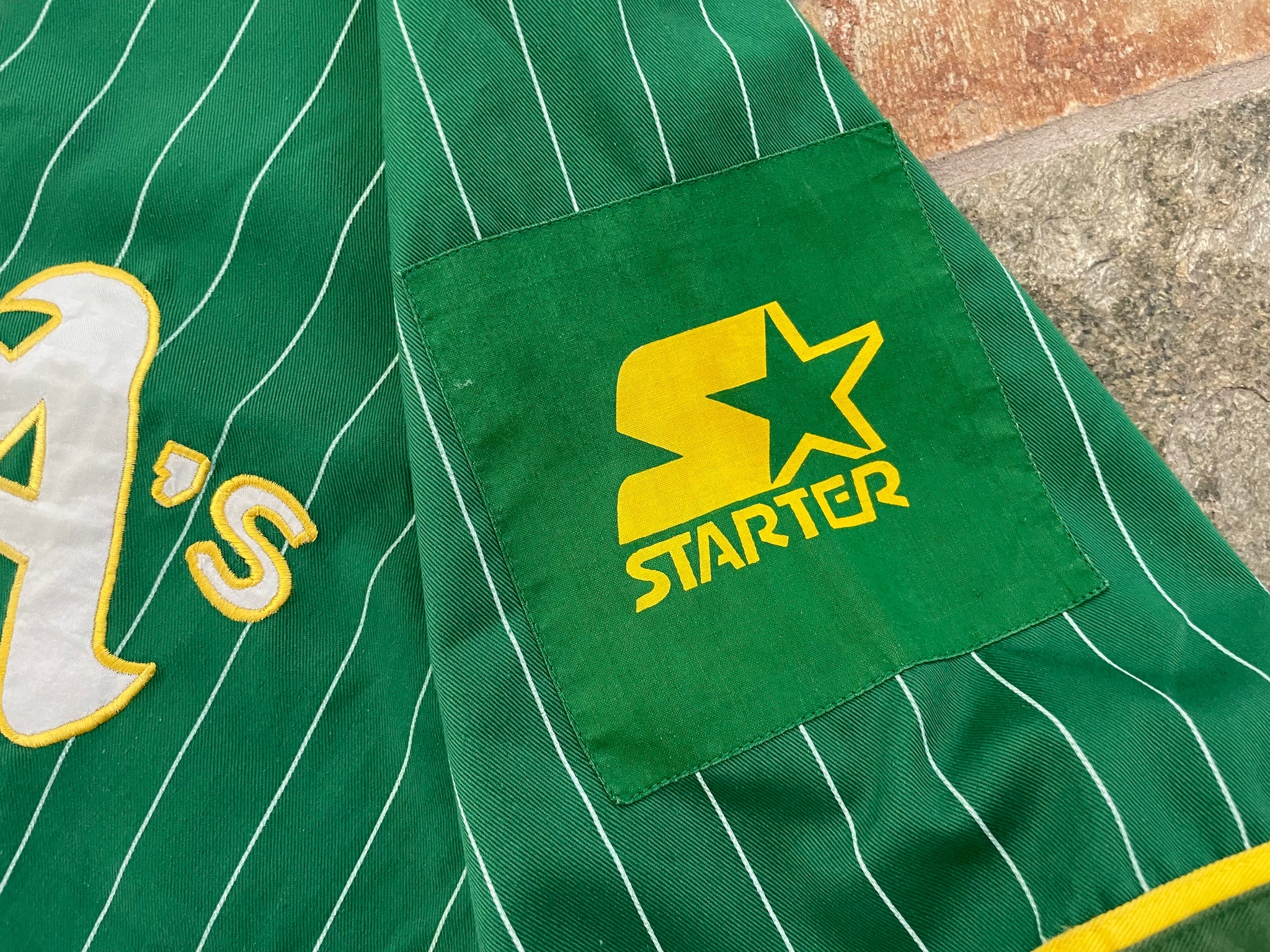 Starter Vintage Oakland A's Major League Baseball Jersey Pin Stripped Sz L