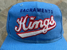 Load image into Gallery viewer, Vintage Sacramento Kings Starter Tailsweep Snapback Basketball Hat