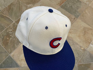 Vintage Chicago Cubs New Era Pro Fitted Baseball Hat, Size 7 5/8