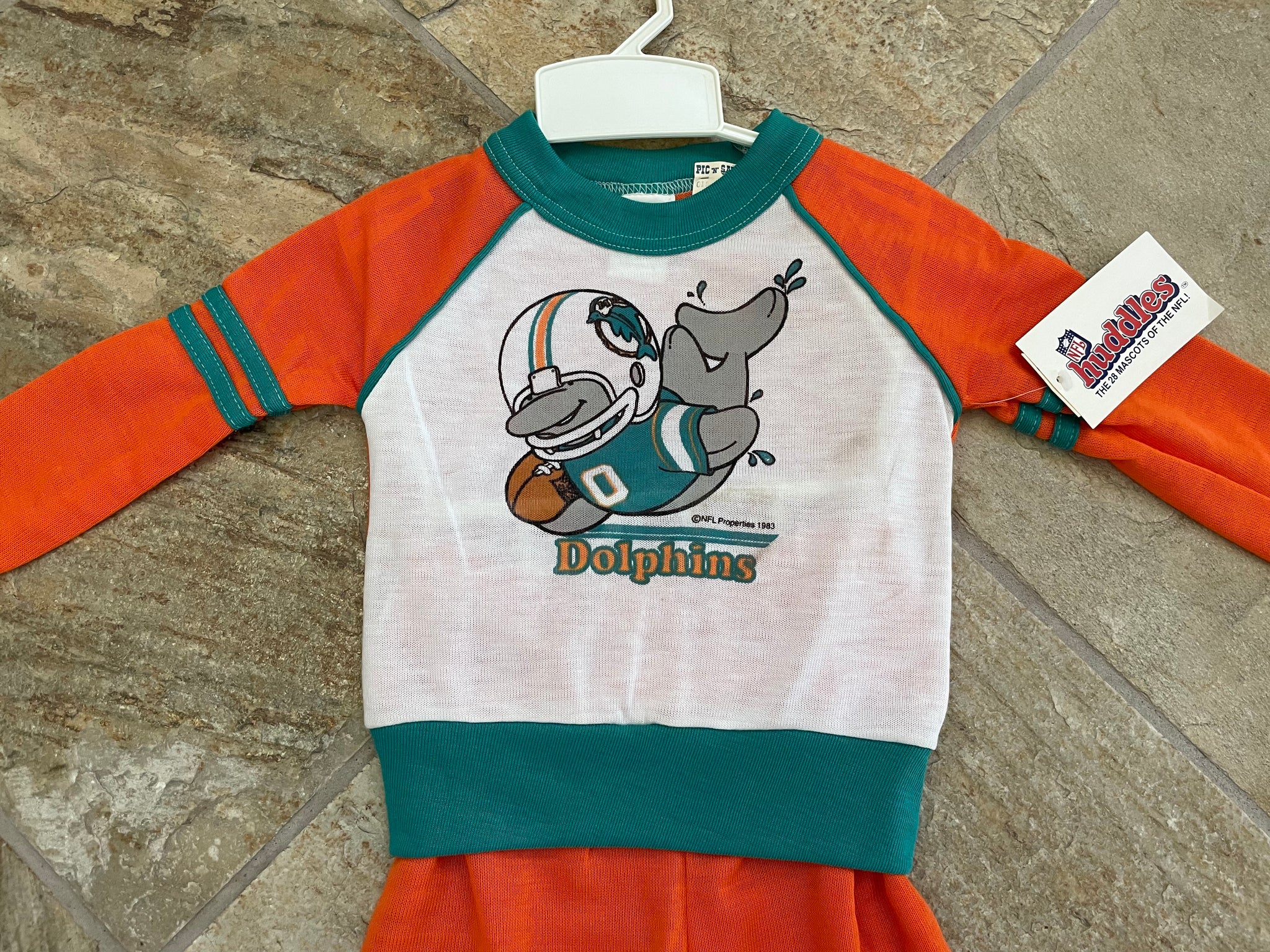 Vintage Miami Dolphins Huddles Pajamas Football Tshirt, Size Youth, 4T –  Stuck In The 90s Sports