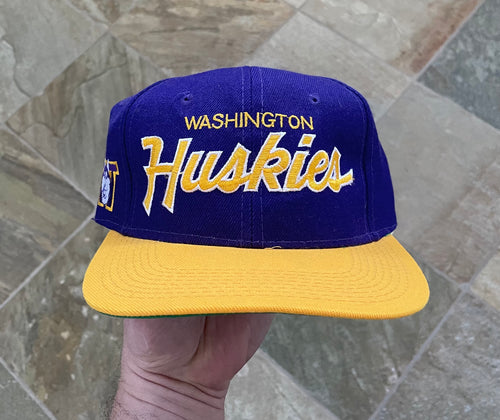 Vintage Washington Huskies Sports Specialties Script Snapback College Hat