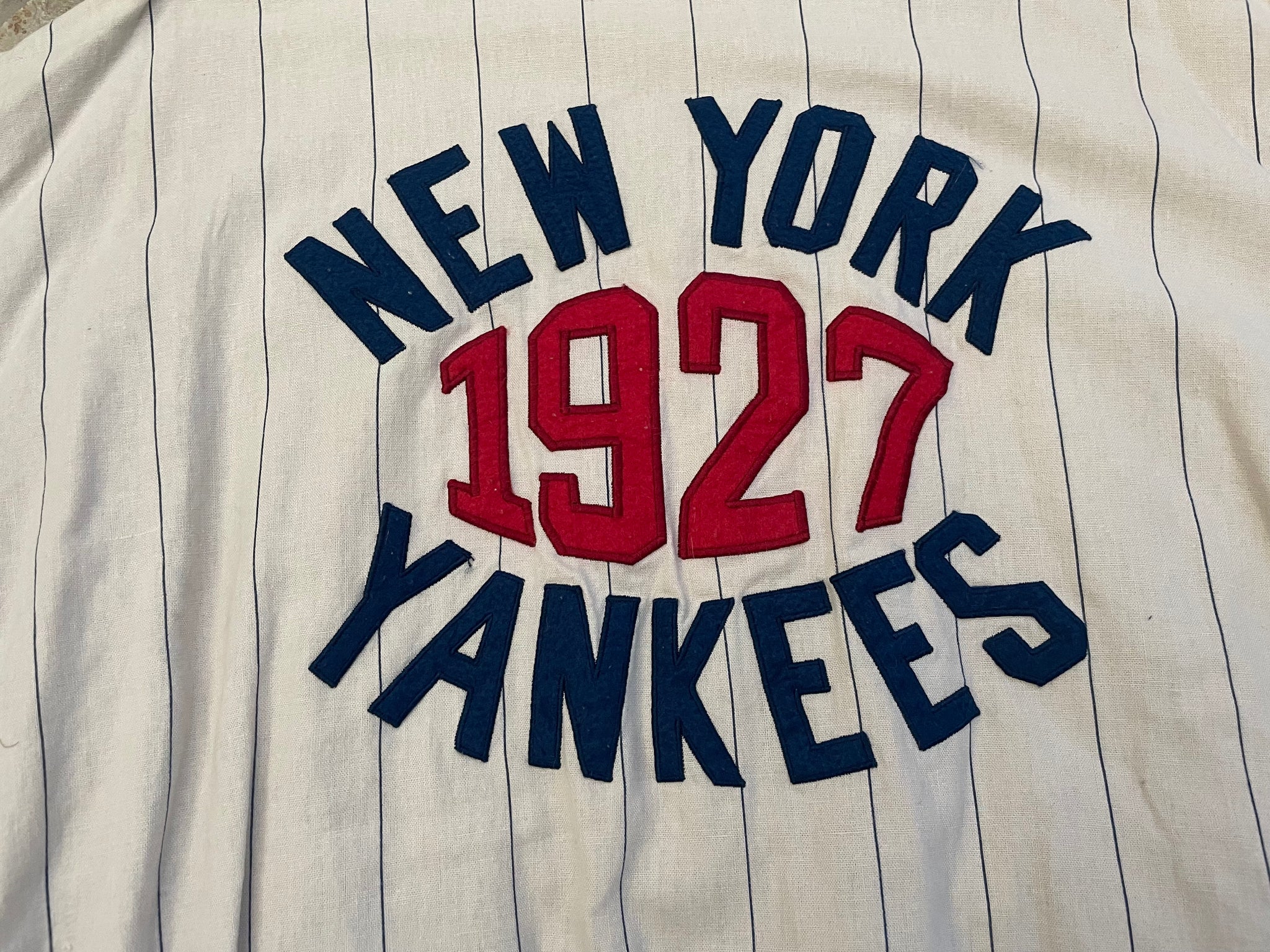 VINTAGE NEW YORK YANKEES RED MAJESTIC JERSEY