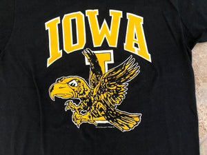 Vintage Iowa Hawkeyes College Tshirt, Size XL