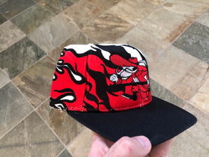 Vintage UNLV Runnin’ Rebels Magic by Bee Snapback College Hat