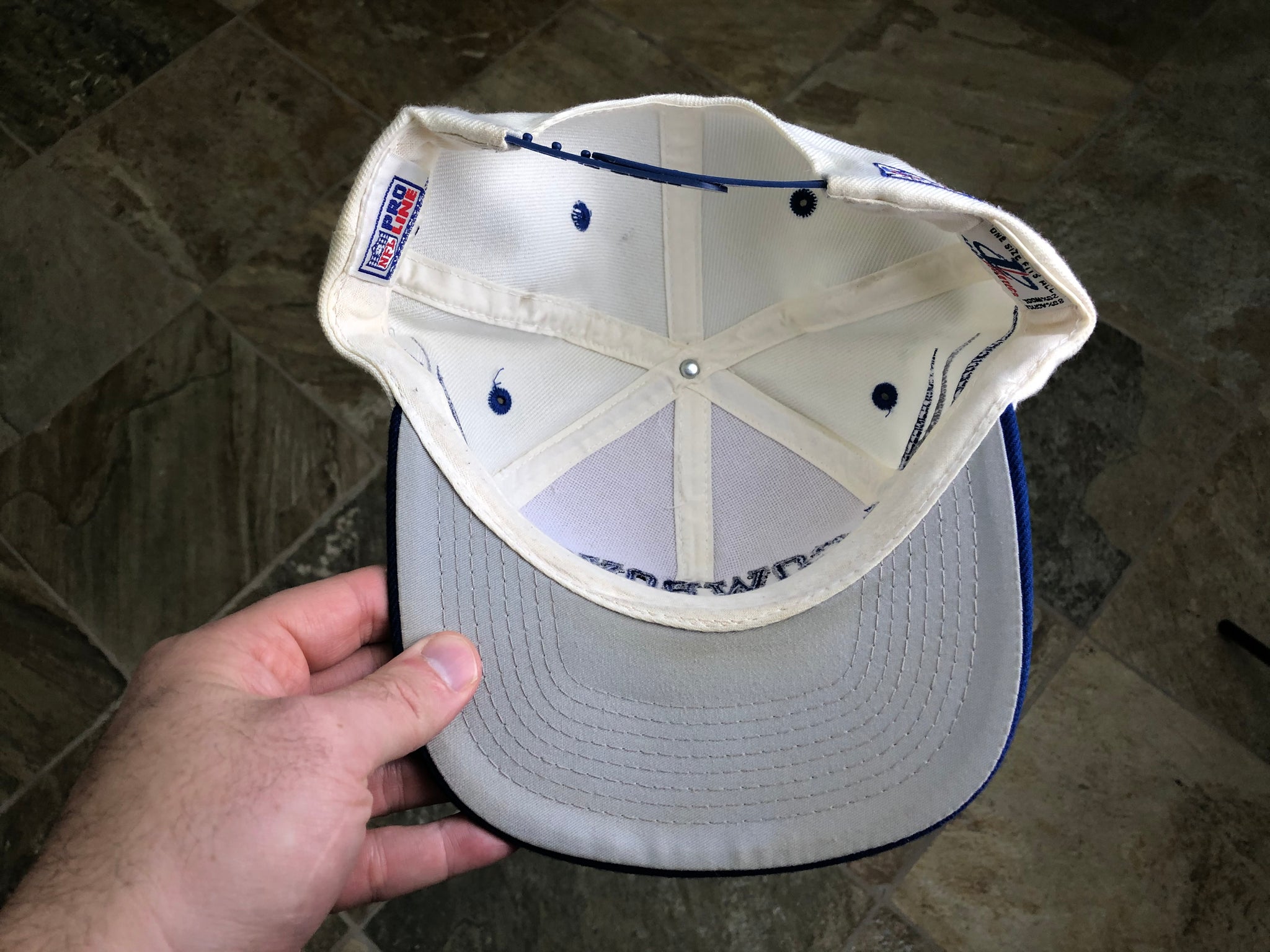 Vintage Dallas Cowboys Logo Athletic Diamond Snapback Football Hat – Stuck  In The 90s Sports