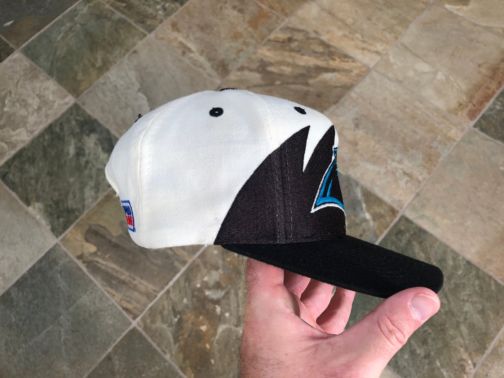 Vtg Rare NFL Carolina Panthers Shark Tooth Logo Athletic Snapback