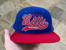 Load image into Gallery viewer, Vintage Buffalo Bills Starter Tailsweep Snapback Football Hat