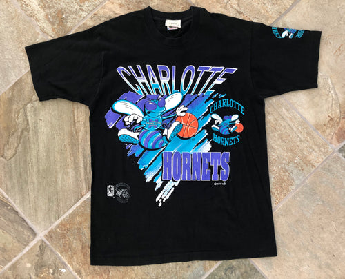 Vintage Charlotte Hornets Magic Johnson Basketball Tshirt, Size Large