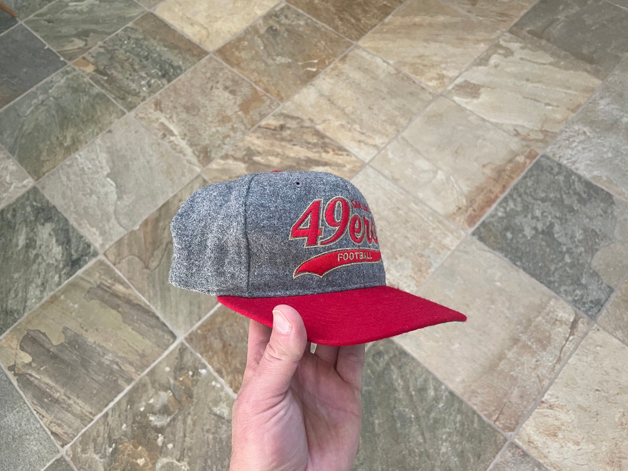 Vintage NFL San Francisco 49ers Starter Tailsweep Script Wool Snapback – 