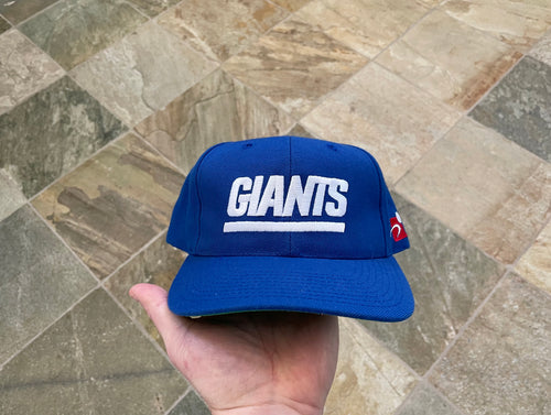 Vintage New York Giants Sports Specialties Plain Logo Snapback Football Hat