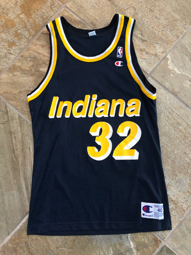 Vintage Indiana Pacers Dale Davis Champion Basketball Jersey, Size 40, Medium