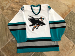 Vintage San Jose Sharks CCM Maska Hockey Jersey, Size Adult Large