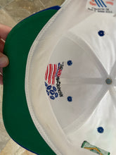 Load image into Gallery viewer, Vintage USA 1994 World Cup Competitor Snapback Soccer Hat ***