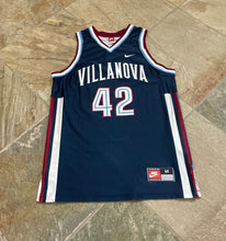 Load image into Gallery viewer, Vintage Villanova Wildcats Jason Lawson Nike College Basketball Jersey, Size Medium