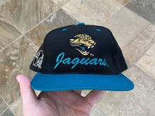 Load image into Gallery viewer, Vintage Jacksonville Jaguars Logo 7 Snapback Football Hat