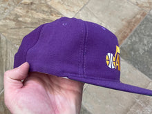 Load image into Gallery viewer, Vintage Utah Jazz Starter Snapback Basketball Hat