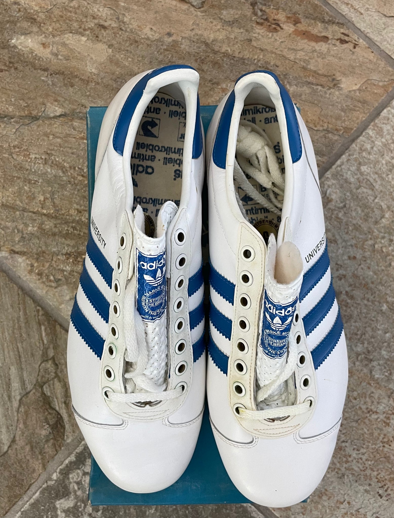 Vintage Adidas University Soccer Cleats Shoes, Size 9 ### Stuck In The 90s Sports Vintage Adidas University Soccer Cleats Shoes, Size 9 ### Stuck In The 90s Sports