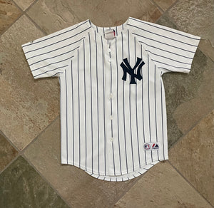 Vintage New York Yankees Derek Jeter Majestic Baseball Jersey, Size Youth Medium, 10-12
