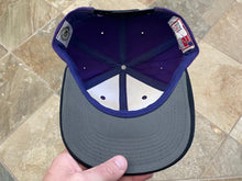 Load image into Gallery viewer, Vintage Los Angeles Kings Sports Specialties Plain Logo Snapback Hockey Hat