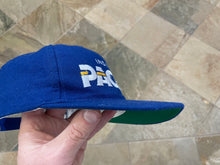 Load image into Gallery viewer, Vintage Indiana Pacers Starter Arch Snapback Basketball Hat