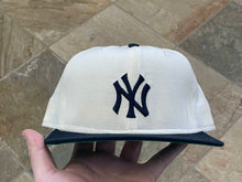Load image into Gallery viewer, Vintage New York Yankees New Era Pro Fitted Baseball Hat, Size 7