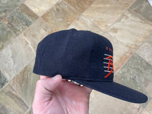 Load image into Gallery viewer, Vintage Chicago Bears Drew Pearson Bar Snapback Football Hat