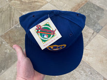 Load image into Gallery viewer, Vintage Milwaukee Brewers New Era Pro Fitted Baseball Hat, Size 7 3/8