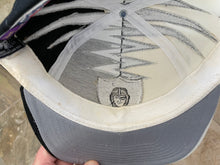 Load image into Gallery viewer, Vintage Oakland Raiders Starter Shockwave Strapback Football Hat