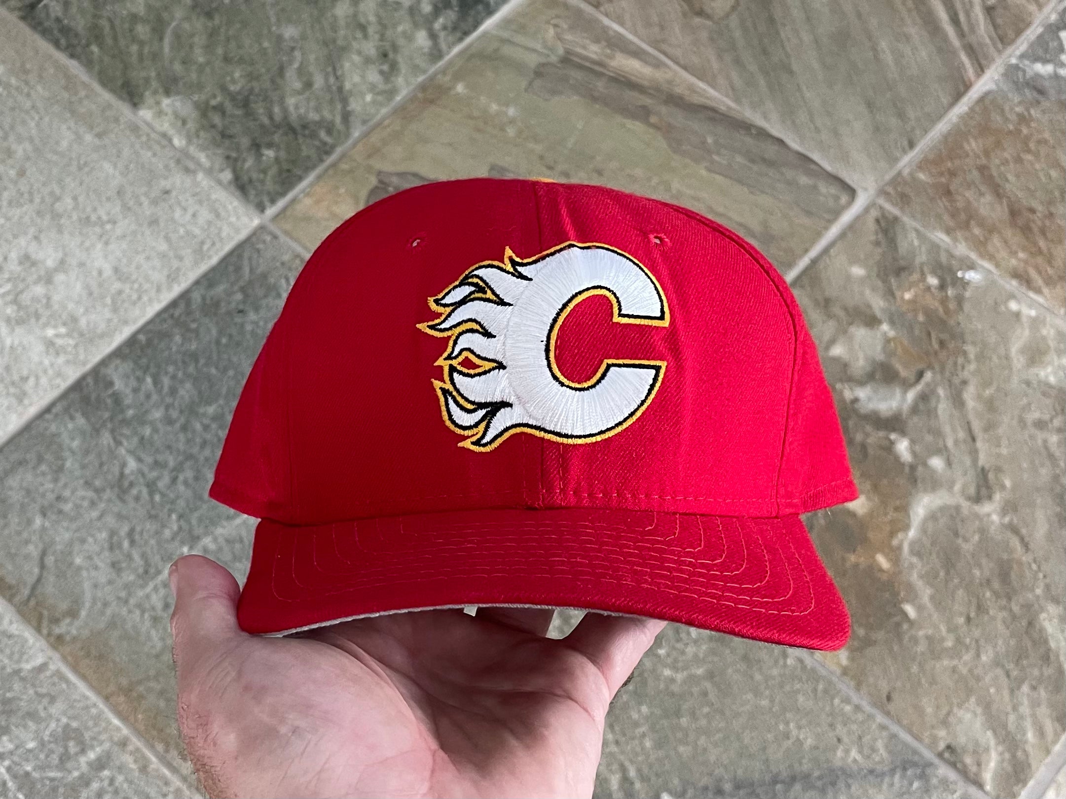 Vintage Calgary Flames New Era Snapback Hockey Hat Stuck In The 90s Sports